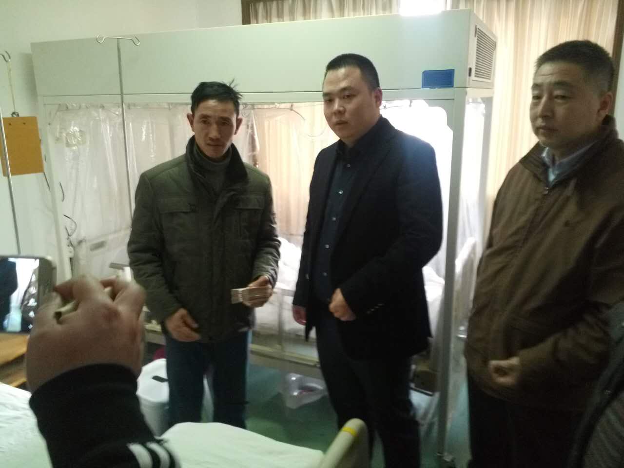 《洛阳晚报》报道开元集团救助重病小女孩的爱心义举｜后续报道：爱心暖流不断涌向瑞瑞一家