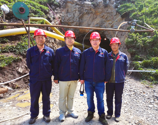 开元集团副总经理张海涛一行深入青海铜鑫调研指导工作