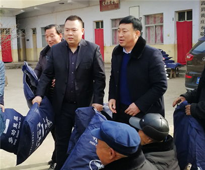 民建“组团”慰问，企业送温暖到家