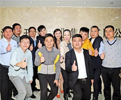 洛阳市青联副主席高慧君一行莅临开元集团考察调研